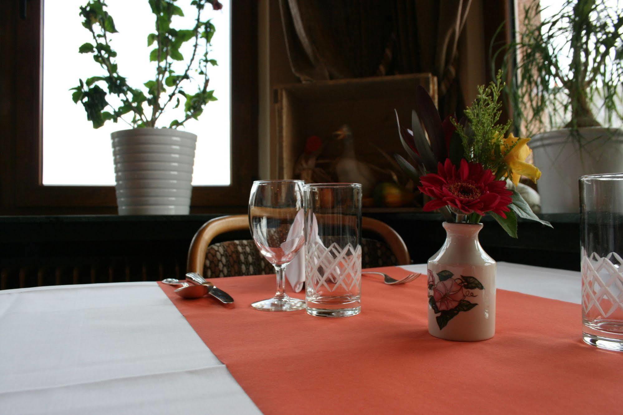 Hotel Restaurant Braas 苏勒河畔的埃斯克 外观 照片